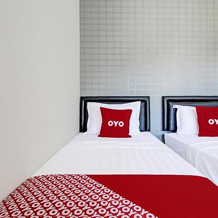 Super Oyo Collection O 92363 Kp Inn Γιογκιακάρτα Εξωτερικό φωτογραφία